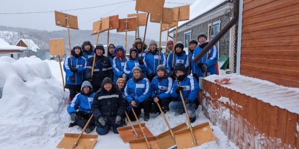 Хаар десана» байыаннай сулууспалаахтар дьиэ кэргэттэригэр көмөлөһөр