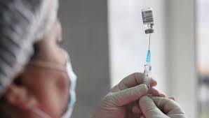 6000-тан тахса киһи коронавирус утары вакцинаны ылла